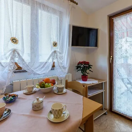 Apartment Lovely In With Wifi *